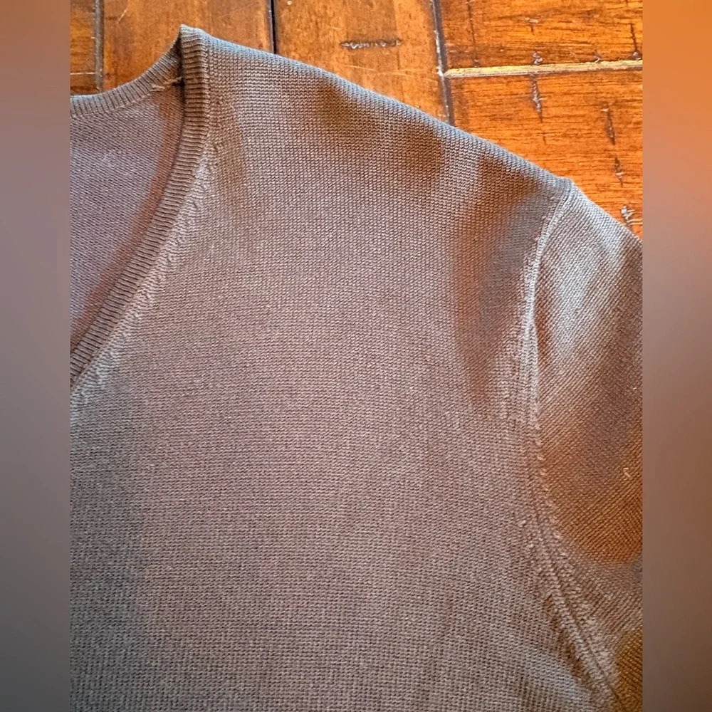 Jones New York Hunter/Slate V-Neck Silk Blend Knit - Size PM